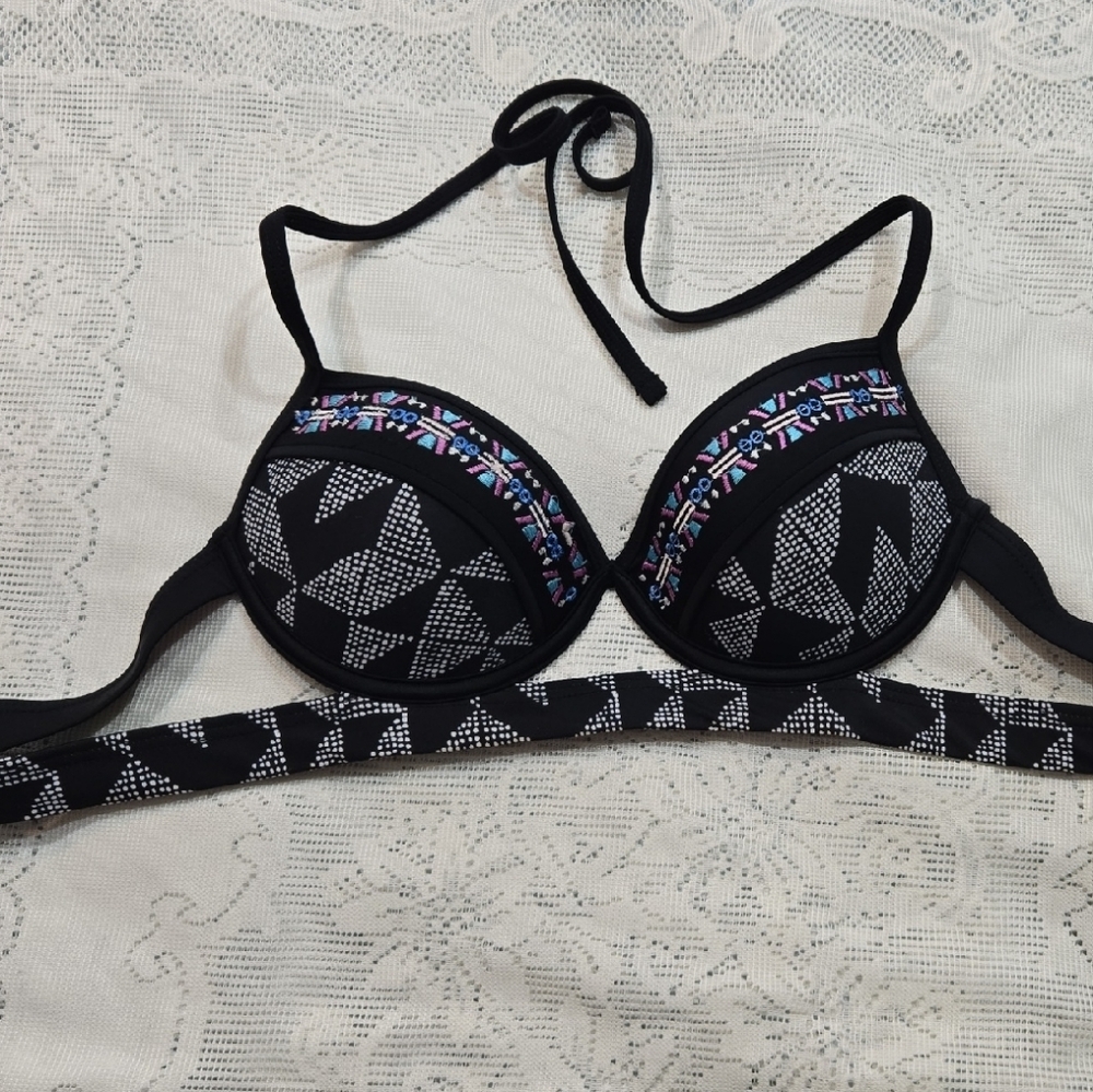 SO Black and White Geometric Bra Sz M - Picture 6 of 7